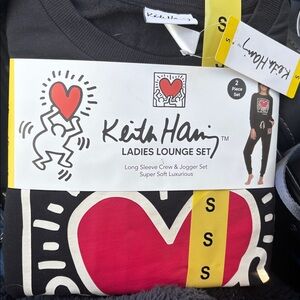 Women’s NWT Keith hating 2 piece lounge set black